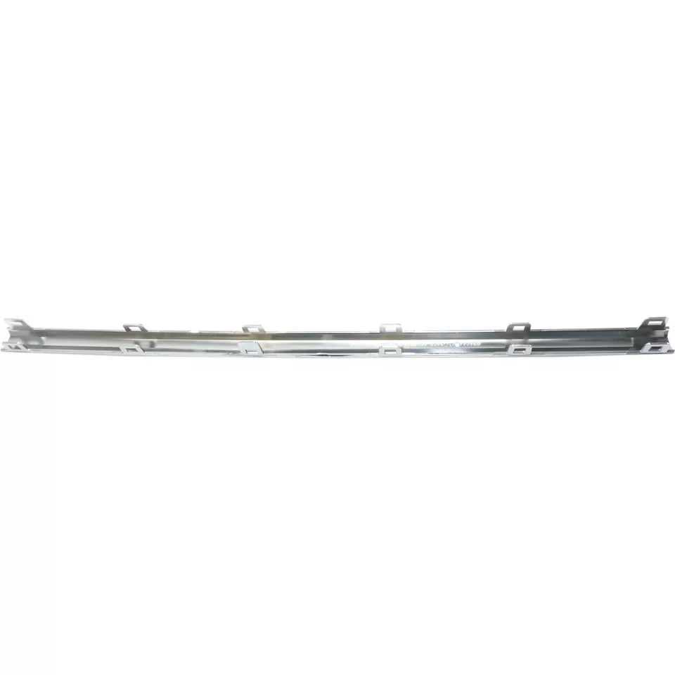 Rear bumper molding 2016 - 2017 GMC TERRAIN  GM1144121 23478012