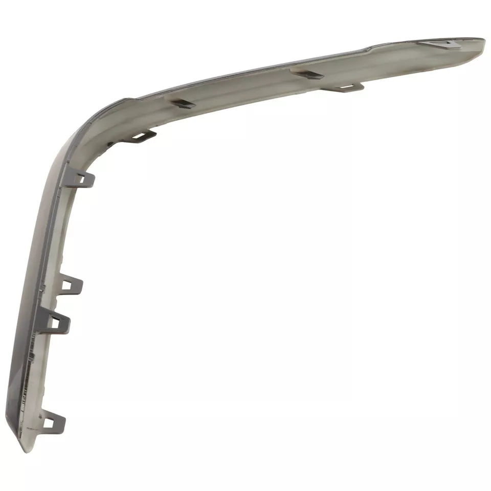 Right Side Rear bumper molding 2021 - 2023 CADILLAC ESCALADE  GM1147120 84712439