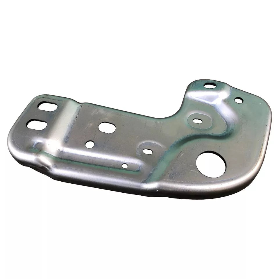 Right Side Rear bumper support bracket 2015 - 2022 CHEVROLET COLORADO CAPA GM1163110C 23124073