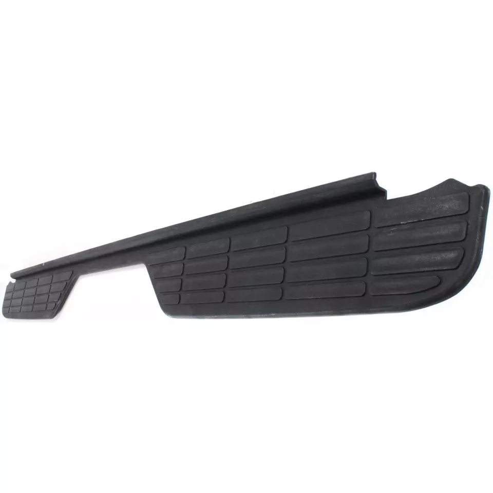 Rear bumper step pad 1992 - 1994 CHEVROLET BLAZER  GM1191103 15607160