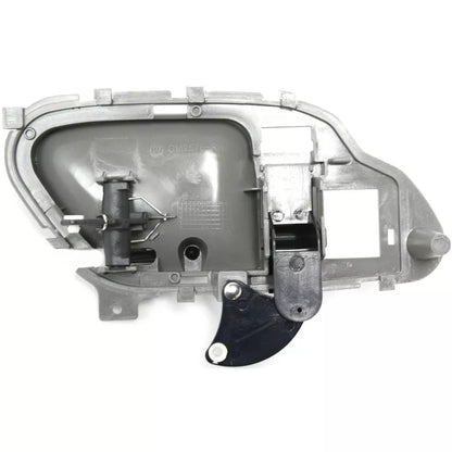 Right Side Front or Rear door handle inside 1999 - 1999 CHEVROLET C1500  GM1353101 15708044