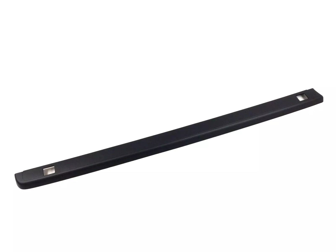 Right Side Bed side molding 1999 - 2006 CHEVROLET SILVERADO 1500  GM1793116 15932240