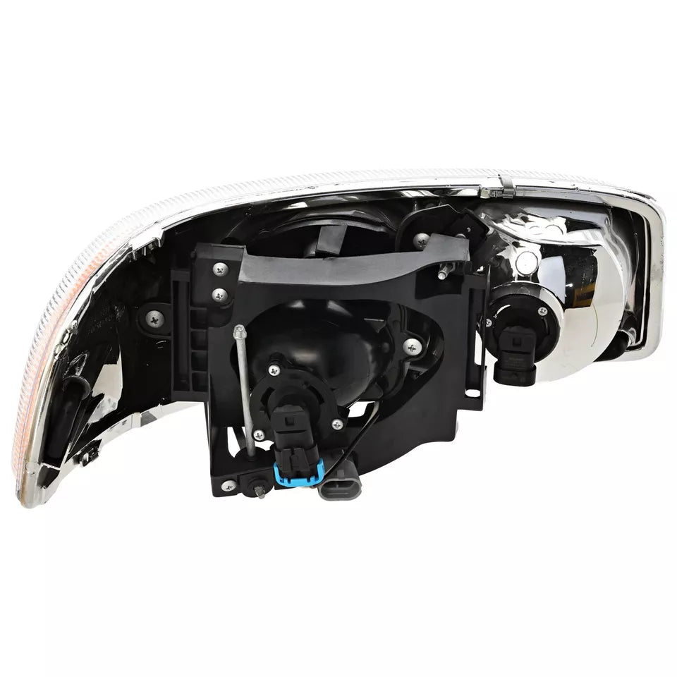 Left Side Headlamp assy composite 2001- 2006 GMC SIERRA 1500  GM2502214 15218077