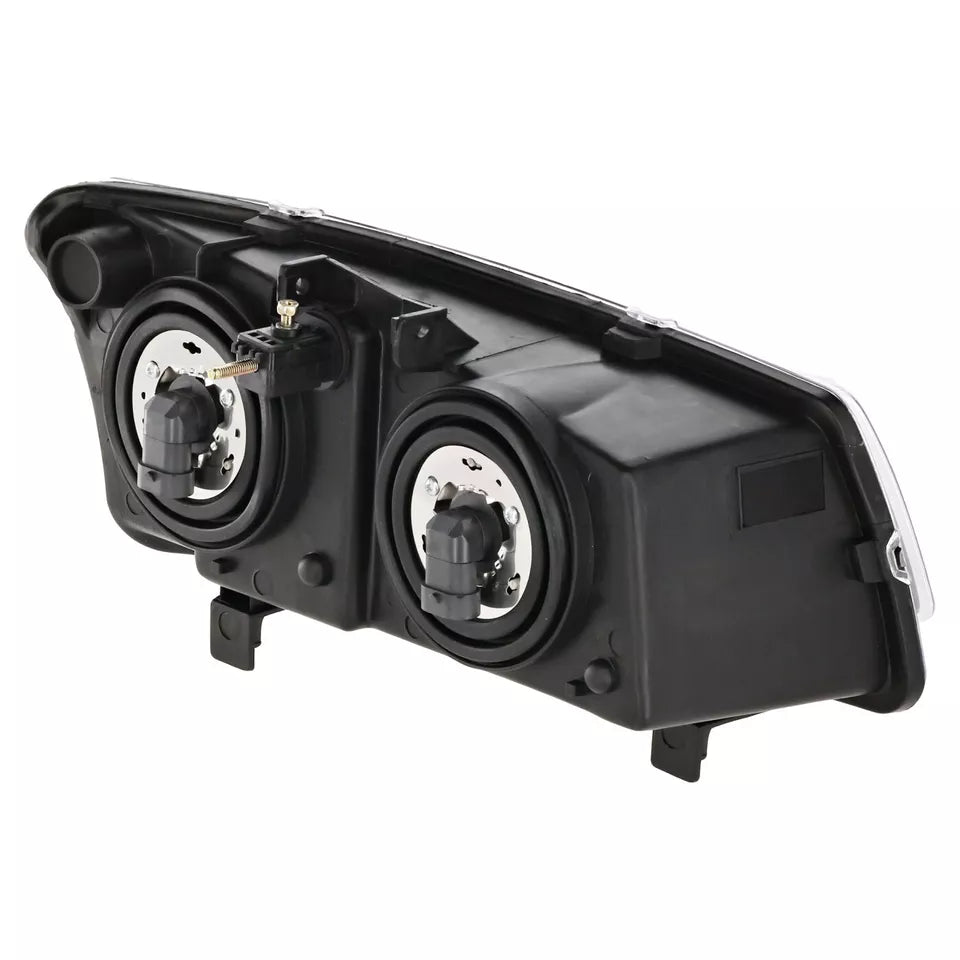 Left Side Headlamp assy composite 2003 - 2006 CHEVROLET SILVERADO 1500  GM2502224 10366037