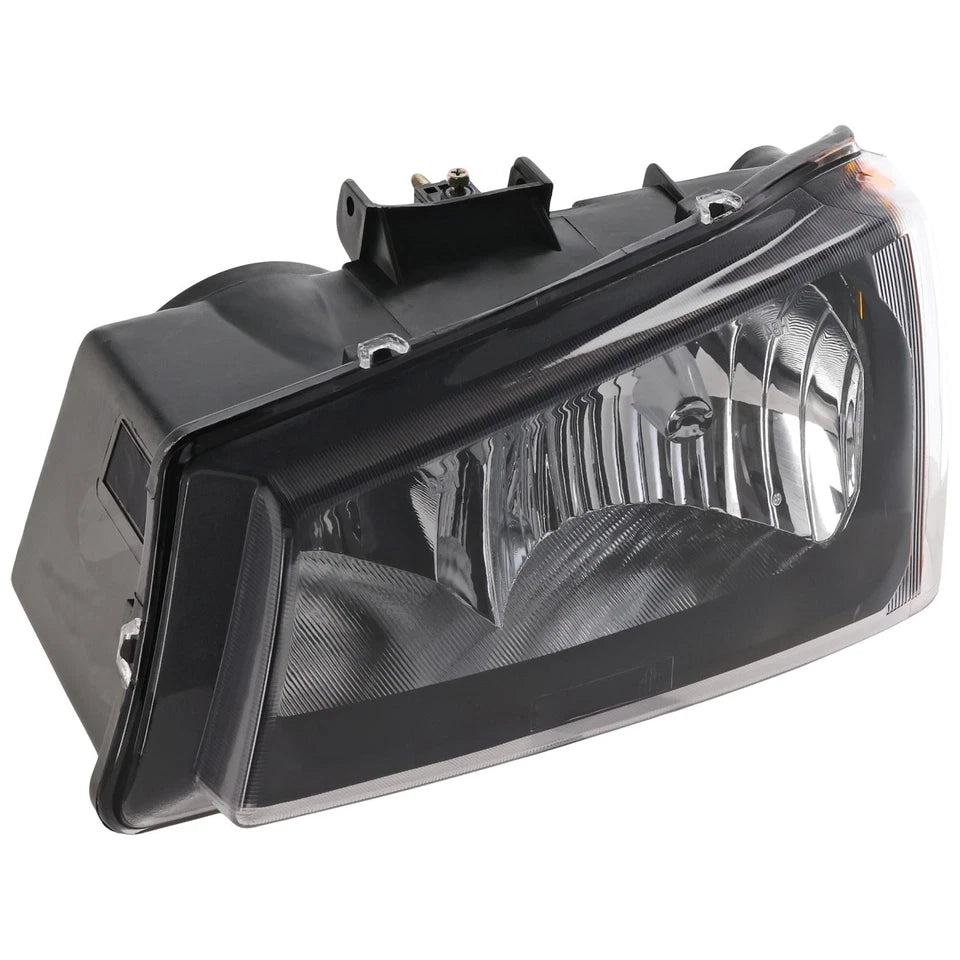 Left Side Headlamp assy composite 2005 - 2006 CHEVROLET AVALANCHE 1500 CAPA GM2502257C 10396913