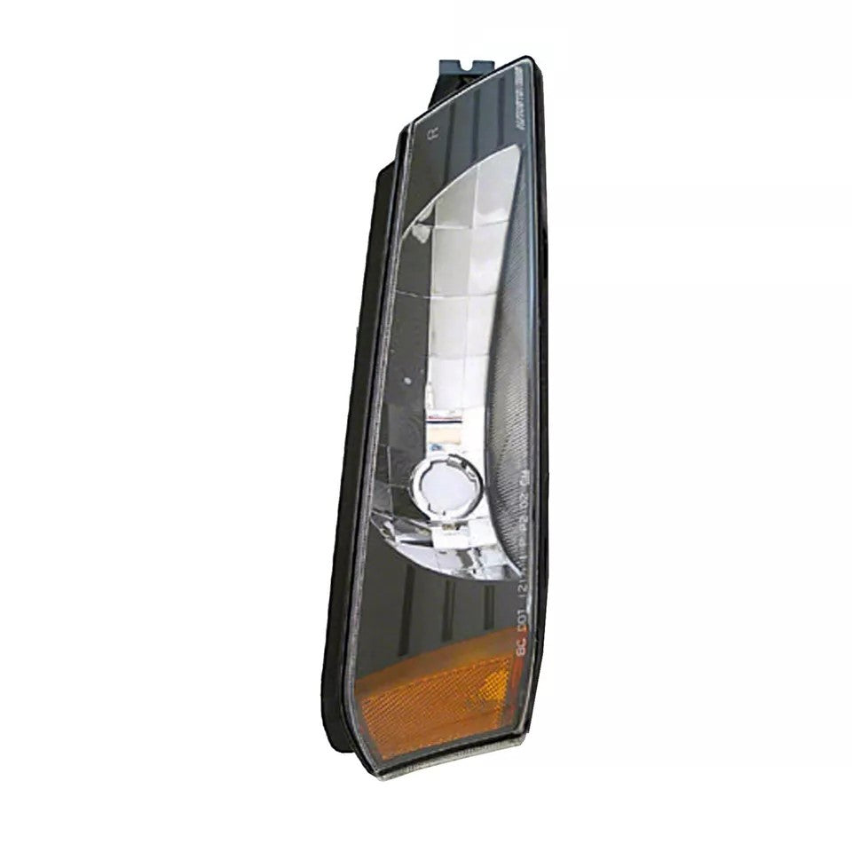 Right Side Parklamp assy 2002 - 2006 CHEVROLET AVALANCHE 1500 CAPA GM2521184C 15077337