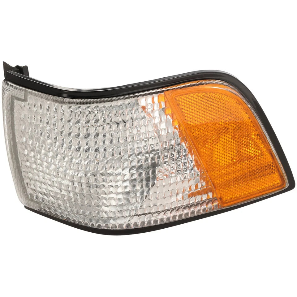 Left Side Front marker lamp assy 1991 - 1996 BUICK CENTURY  GM2550123 5976093