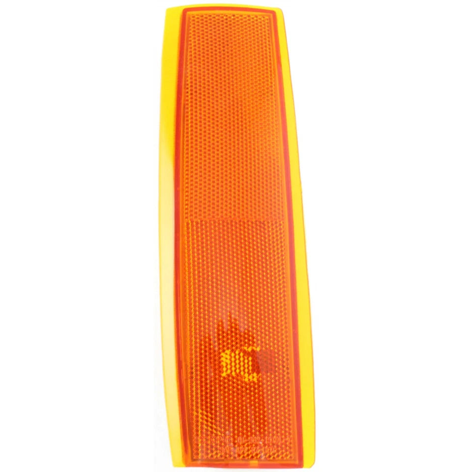 Left Side Front marker lamp assy 1990 - 1993 GMC C1500  GM2550141 5975199
