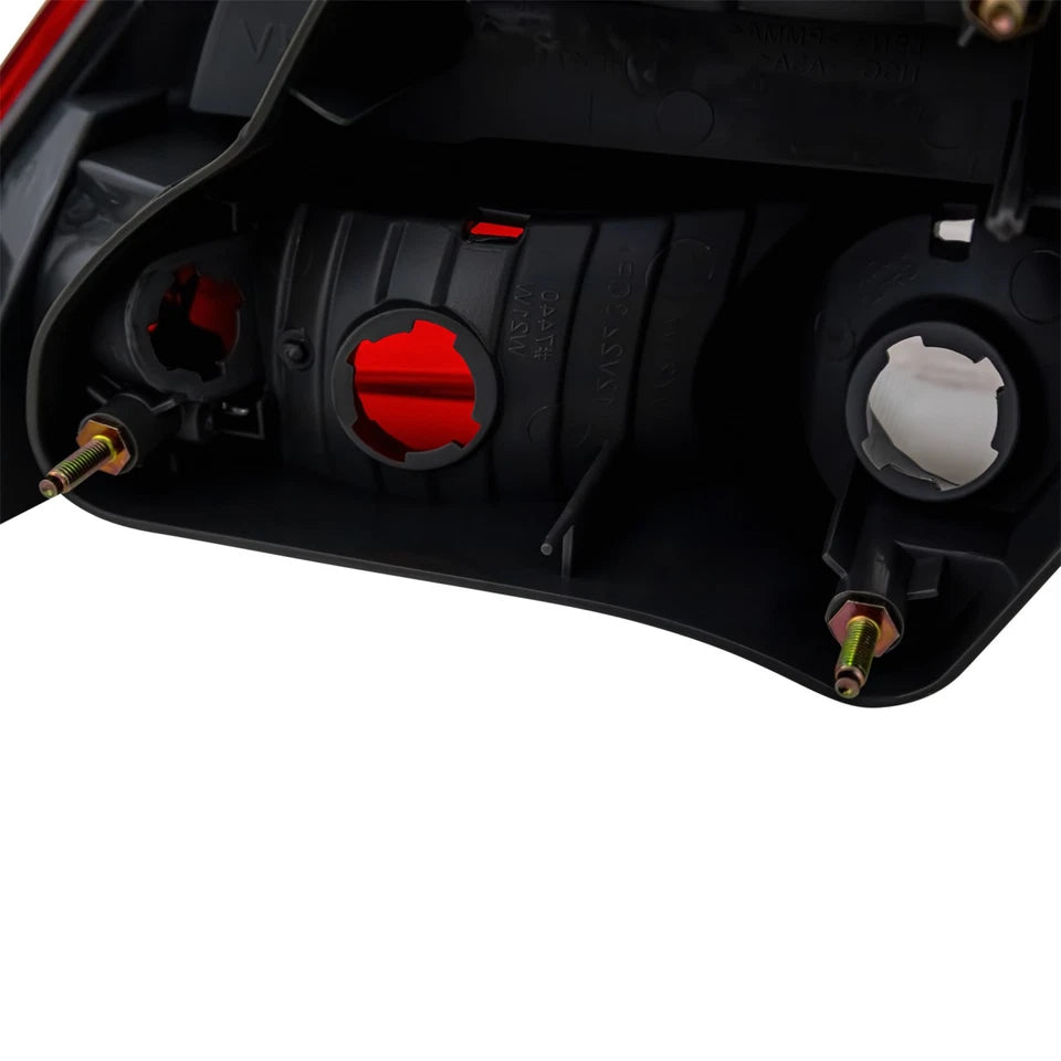 Right Side Taillamp assy 2006 - 2008 HONDA CIVIC  HO2801165 33501SNAA02