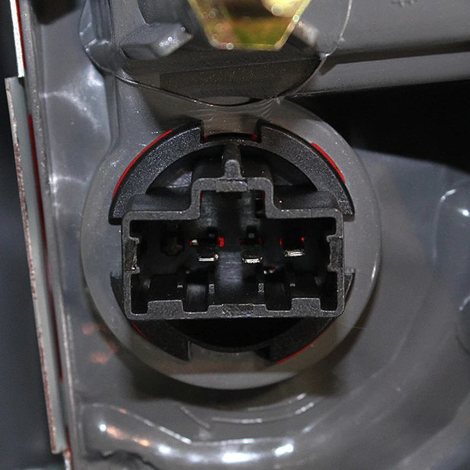 Right Side Taillamp assy 2009 - 2014 HONDA FIT  HO2801176 33500TK6A01