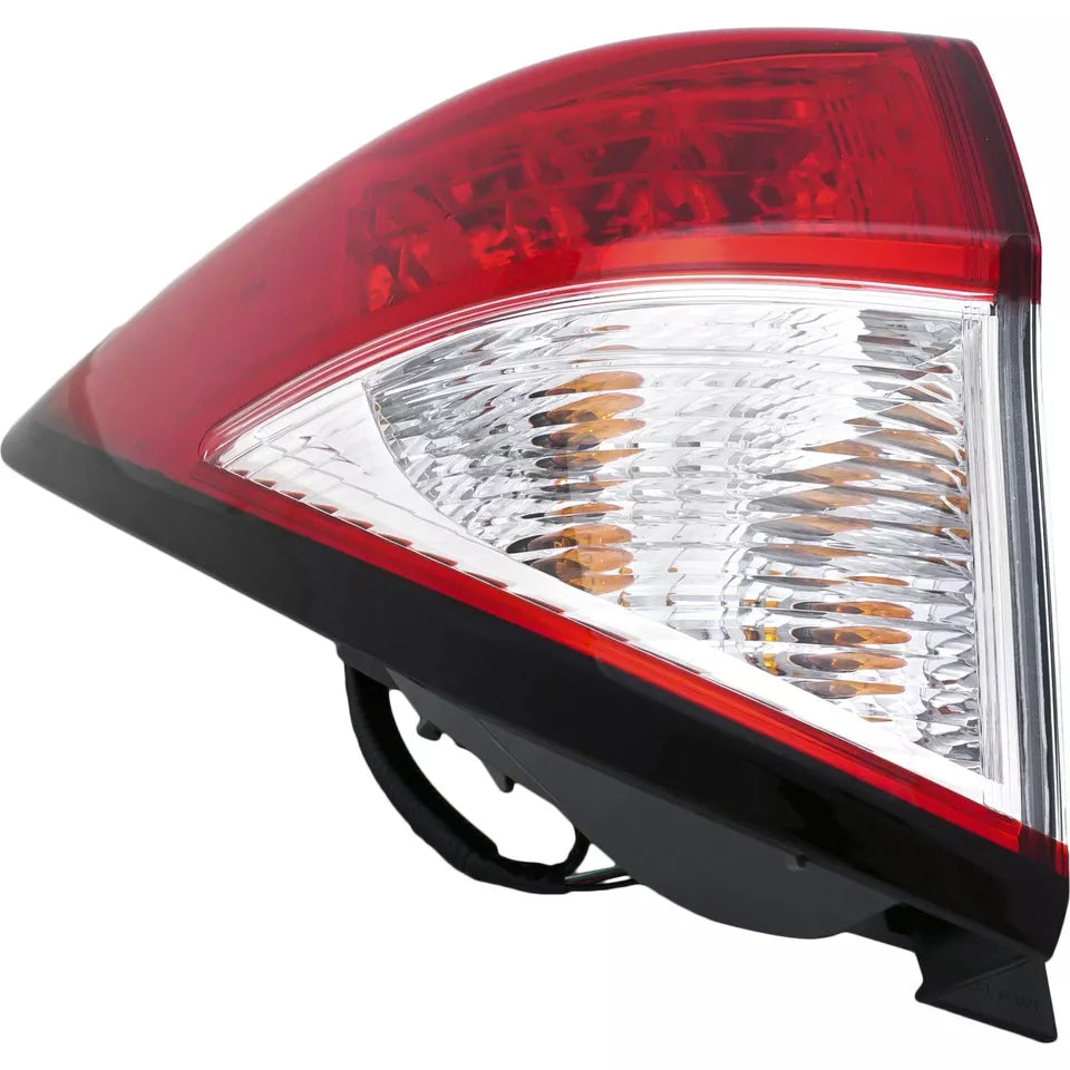 Left Side Taillamp assy outer 2019 - 2022 HONDA HR-V  HO2804119 33552T7WA31