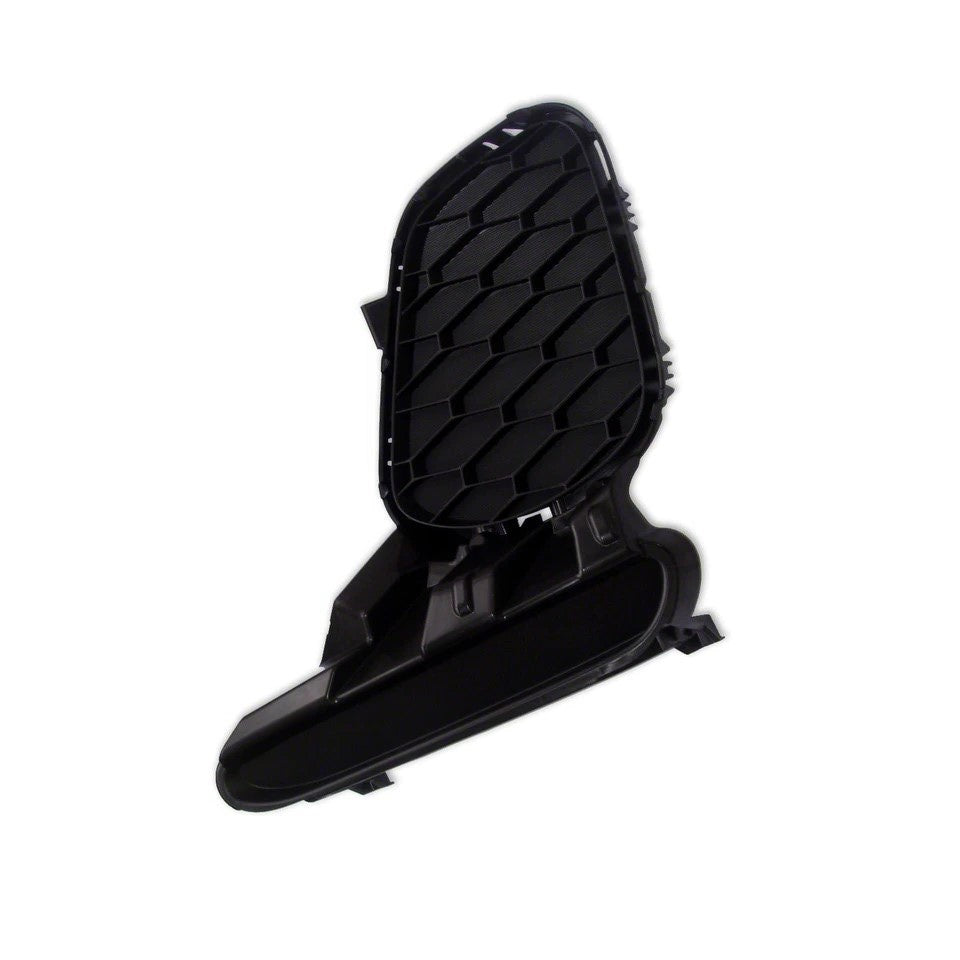 Inserto parachoques delantero izquierdo 2012 - 2013 MAZDA 3 CAPA MA1038115C BGV550C21B