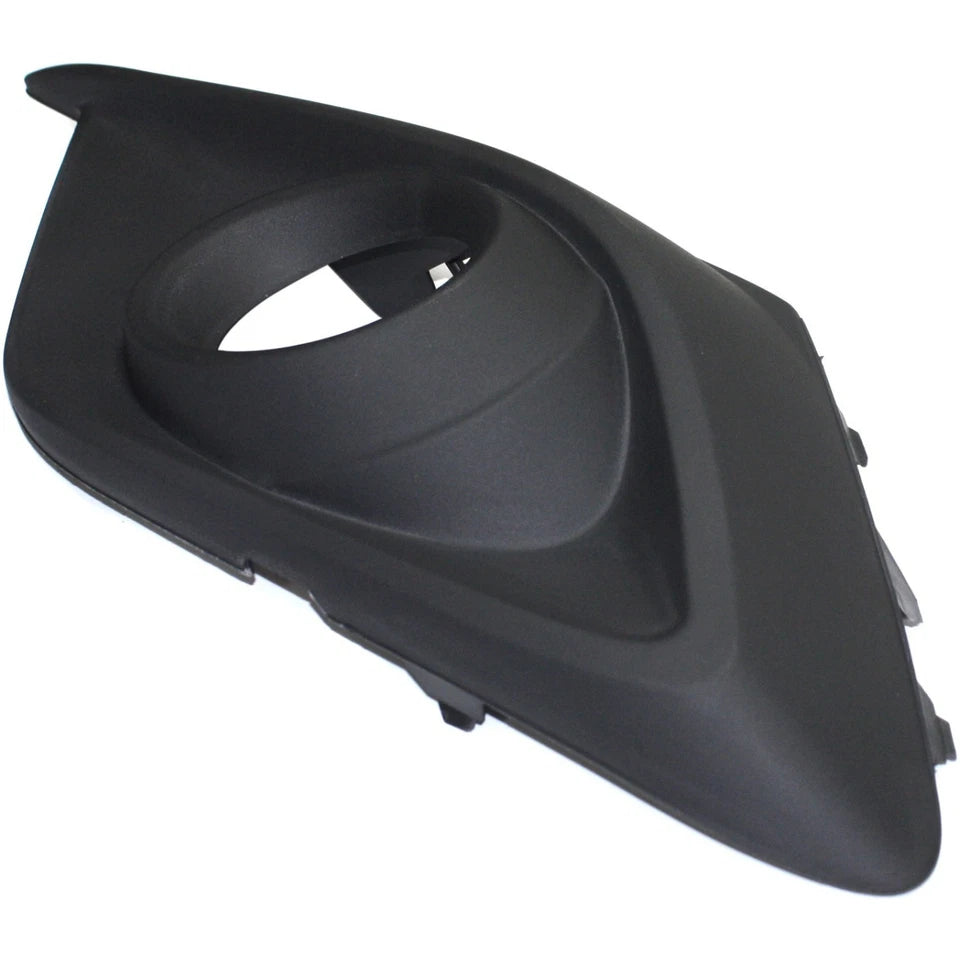 Inserto de parachoques delantero izquierdo 2014 - 2016 MAZDA 3 MA1038123 BHR150C21A