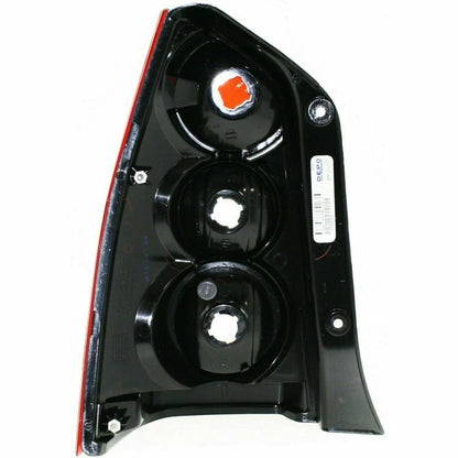 Right Side Taillamp lens/housing 2005 - 2006 MAZDA TRIBUTE  MA2819107 EF9151170C