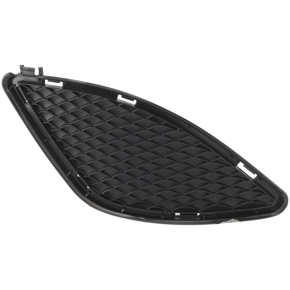 Inserto parachoques delantero izquierdo 2014 - 2016 MERCEDES-BENZ CLA250 MB1038235 1178850322