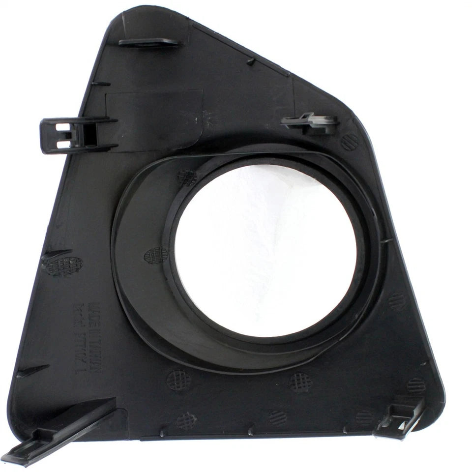 Inserto parachoques delantero izquierdo 2014 - 2016 TOYOTA COROLLA TO1038172 8148202470