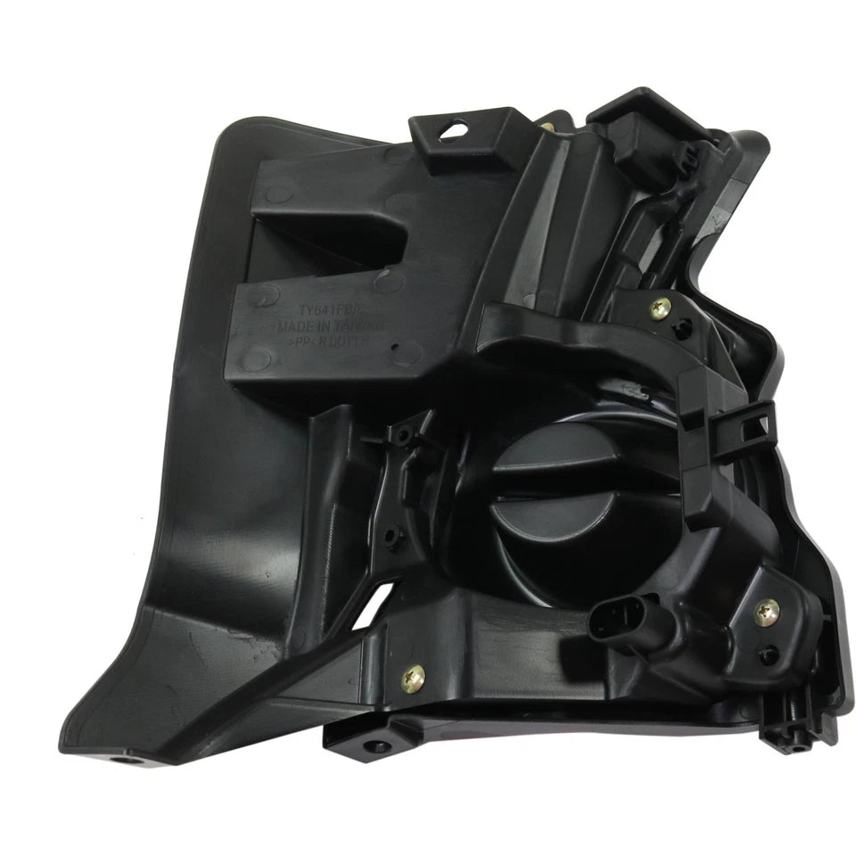 Inserto parachoques delantero izquierdo 2017 - 2019 TOYOTA HIGHLANDER TO1038199 520400E040