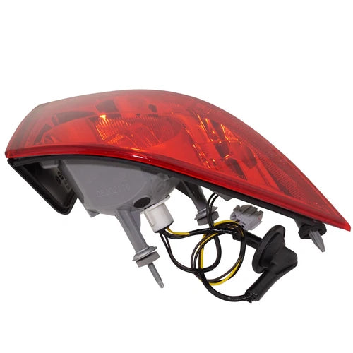 Left Side Taillamp lens/housing 2006 - 2011 BUICK LUCERNE  GM2818177C 25927355