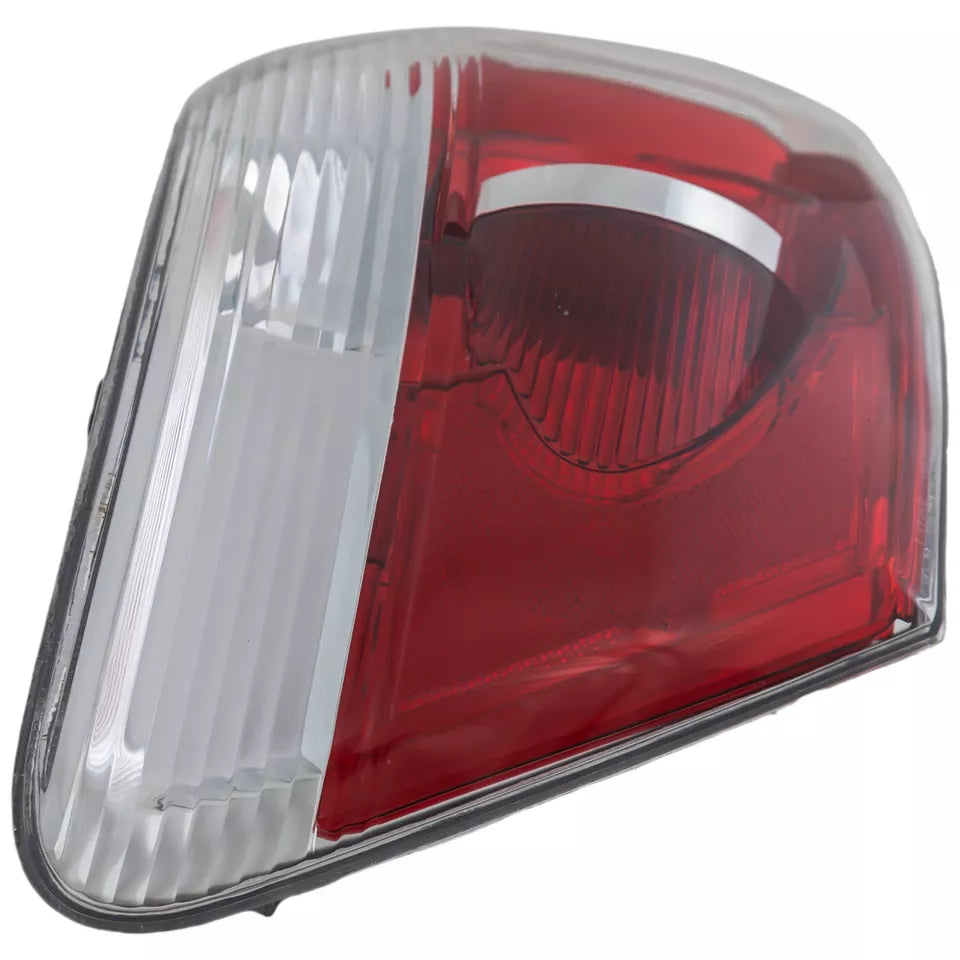 Left Side Taillamp assy 2007 - 2012 GMC ACADIA  GM2800216 20912757