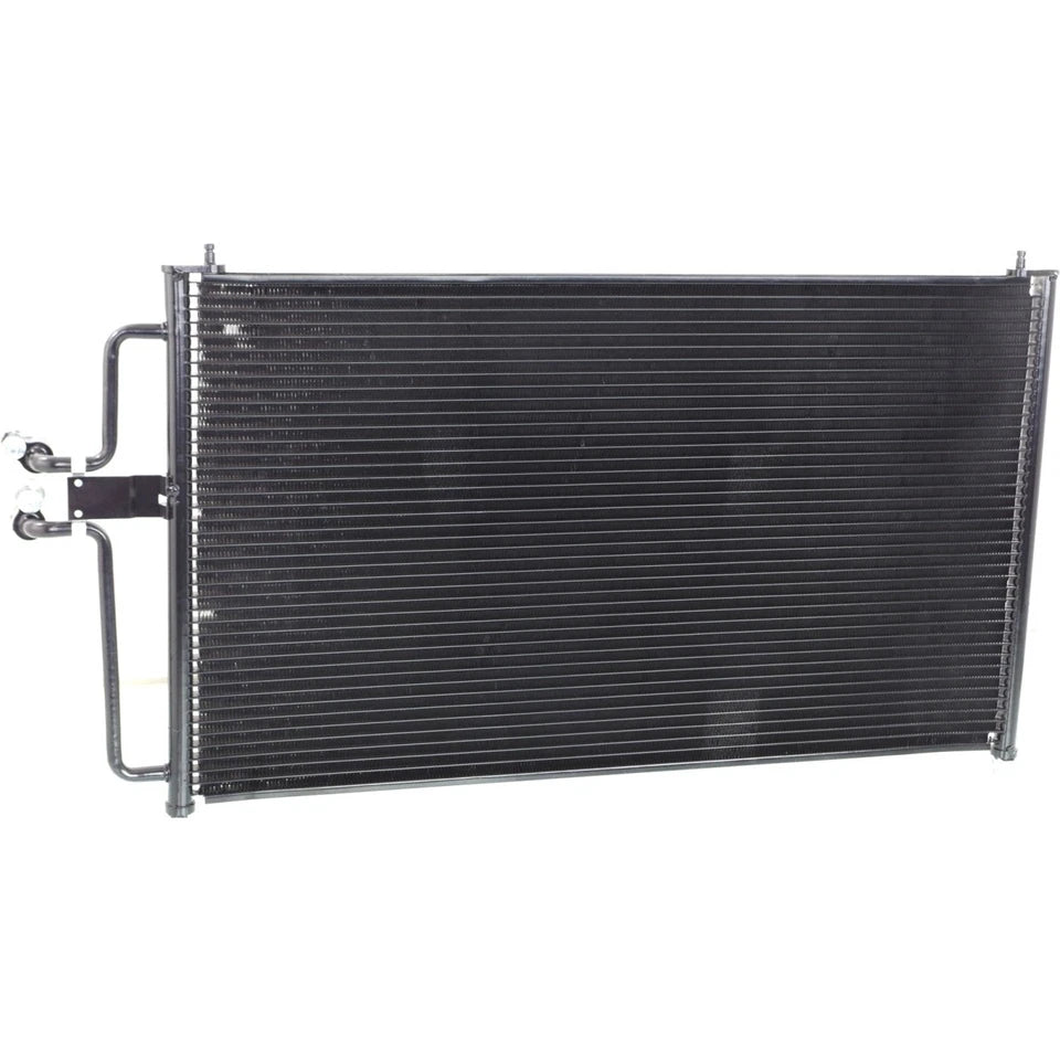 Condensador de aire acondicionado 2005 - 2007 FORD ESCAPE FO3030202 7L8Z19712AC