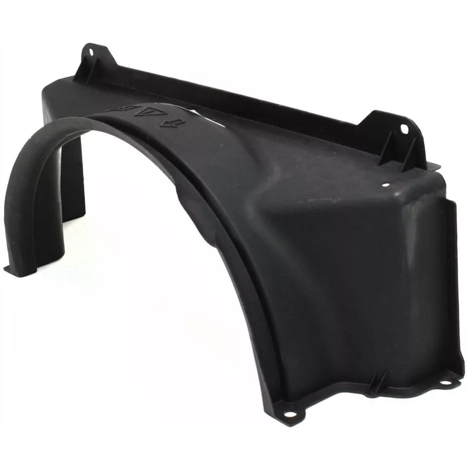 Radiator fan shroud 2002 - 2004 CADILLAC ESCALADE  GM3110134 15088327