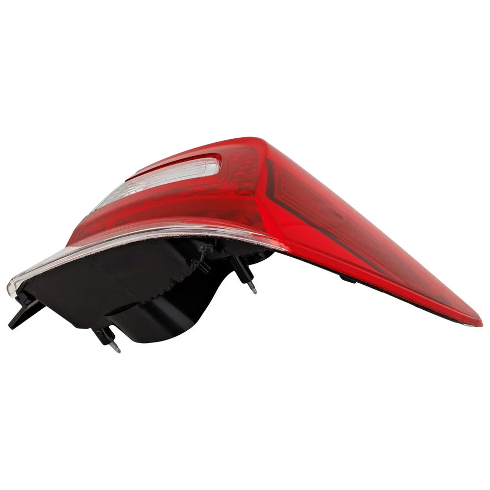 Right Side Taillamp assy outer 2017 - 2022 SUBARU IMPREZA CAPA SU2805110C 84912FL10A